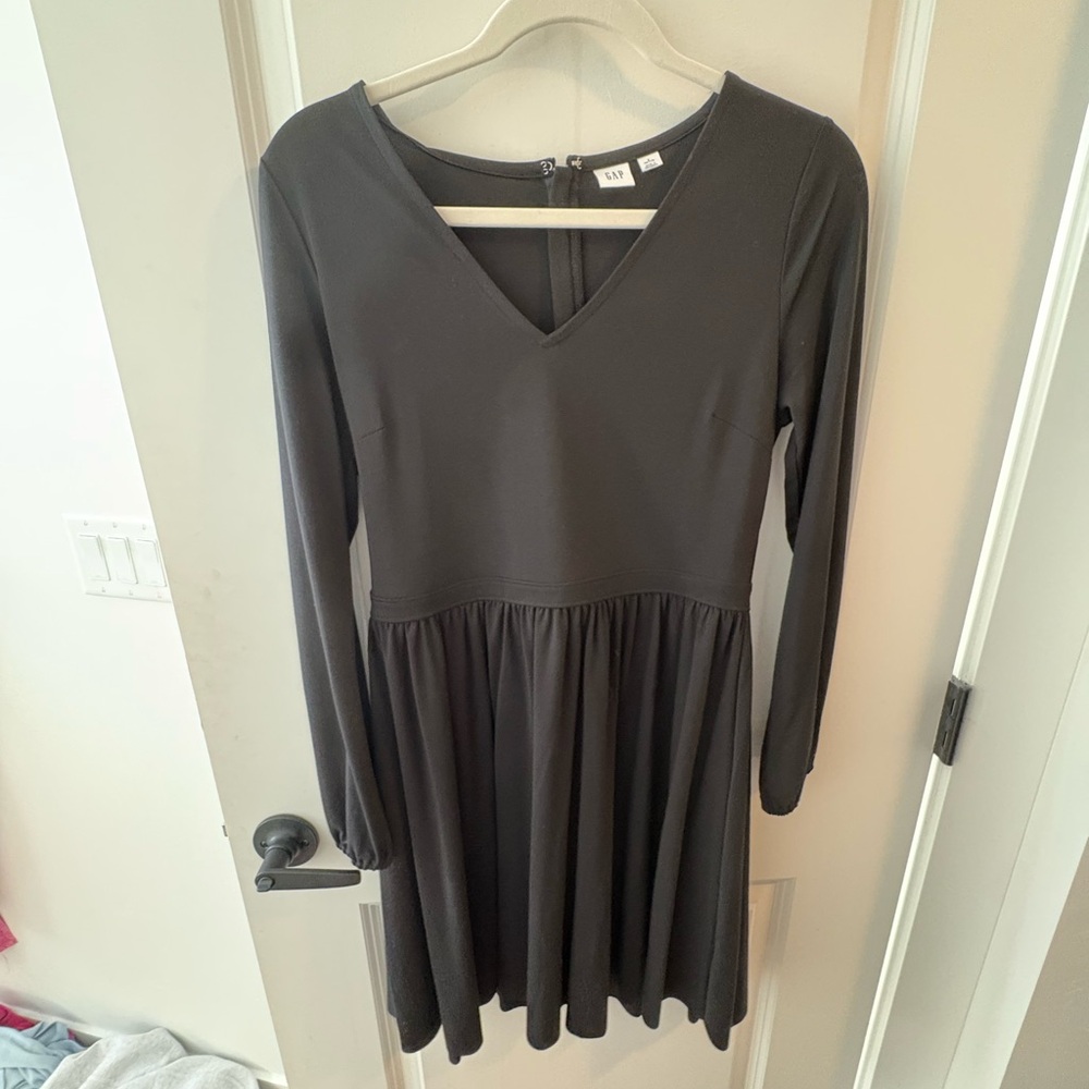 Gap Elegant Black V-Neck Dress